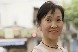 57岁的阿姨：再婚嫁给63岁的男人，一年后要离婚，为什么图片