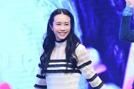 顶风作案！莫文蔚公然代言辱华品牌，为捞金毫无下限？图片