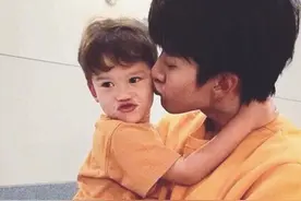 泰国当红男星与前女友共争儿子抚养权，26岁做未婚爸爸疑被利用图片