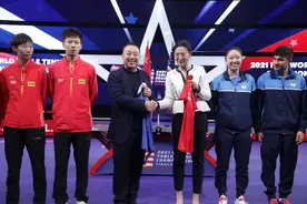 中美混双首次合练互换球衣！刘国梁：用中美组合展示乒乓外交力量图片