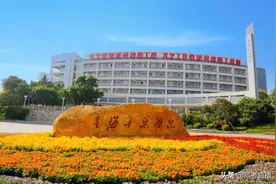 从星海音乐学院走出来的演员：尹正图片