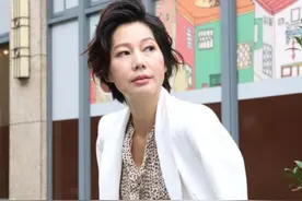 52岁丁宁被批评难相处耍大牌！直言：你们不是付钱给我的人图片