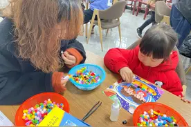 巧手亲子画 幸福邻里情图片