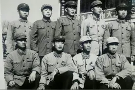 一个不能少，一个不能忘图片