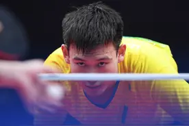 2-11！全运会黑马刘丁硕乒超首战失利，0-3被18岁小将横扫图片