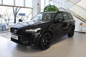 2.0T+300马力，空间大安全性高，实拍沃尔沃XC90图片