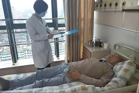喉咙痛真的要重视！杭州六旬男子痛了三天，直接发烧休克，医生说出了真实病因图片