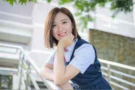 山西一女大学生火了，毕业照被当成官网专栏封面，颜值让人太上头图片
