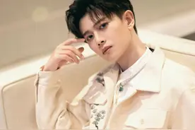 婚后人气高涨的5位男星，帅而不花，个个成好男人标杆图片