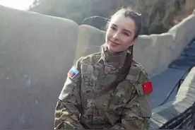中国最美女兵图片
