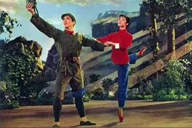 70年代老电影《沂蒙颂》，高清剧照欣赏，男女主角如今近况如何？图片