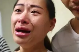 哥哥每次亲近妹妹，妹妹都莫名哭泣，妈妈掀开妹妹衣服后失声痛哭图片