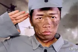 电影《金刚川》和《八佰》中演员受伤妆，是这样画的图片