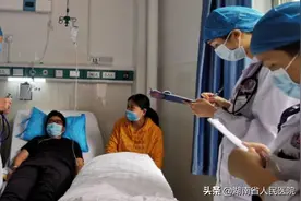 连做100个深蹲，高一男生“蹲”出“肌肉溶解”图片