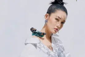 李沁 清冷妆容搭配细柳眉 新中式国风写真图片图片