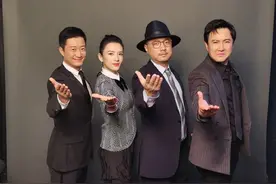 《父辈》4个导演模仿吴京经典伸手照，吴京解释为何找吴磊演儿子图片