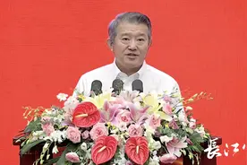 陈东升：再投500亿！​在湖北打造泰康科技和大健康总部图片