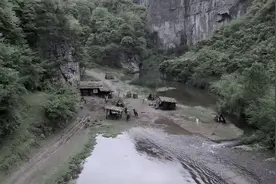 第四次渡过赤水河，进逼贵阳蒋介石方寸大乱，红军再次跳出包围圈图片