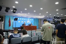 长沙“黑老大”被判25年：靠开饭店容留妇女卖淫发迹 曾入股当地银行图片