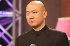 郭冬临：因一句话引众怒，和两个乌龙老婆传绯闻，父亲是一生的痛图片