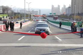 中建三局西北公司助力十四运配套交通设施项目通车图片