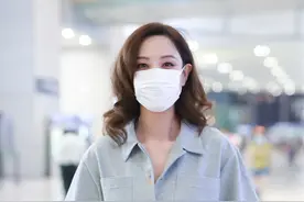郑希怡太飒了，30+的女性不露腰不露腿，也可以飒出自己的一番天图片
