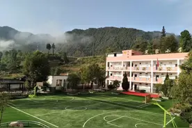 范家小学的孩子图片