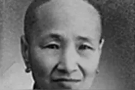 她是蒋介石师娘，文化不高却黑白通吃，杜月笙见她也畏惧三分图片