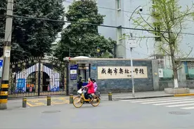 奥林小区，成都西门被遗忘的老牌美食圈图片