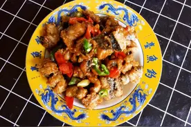 五元一斤的鲅鱼，这么做:外脆里嫩，鲜辣不腥，以前食堂的老做法图片