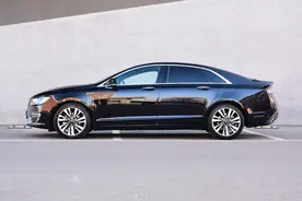 失败的林肯MKZ，贵气超奔驰，标配2.0T+可变悬架，跌破22w也没火图片