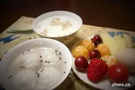 河南郑州的春节都吃些什么美味佳肴呢？让我们一起来看看图片