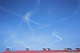 风与云在天空中的舞蹈，你所走的每一步都是化学反应图片