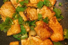 简单青椒豆腐教学（建议收藏）图片