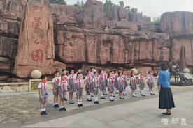 中国抗日战争胜利纪念日：讲述一曼故事 传承红色基因图片