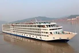 长江三峡四日游攻略，三峡国内游船和涉外游轮的区别图片
