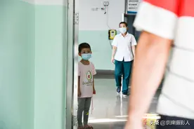 女宝反复发烧，四年才找到“幕后元凶”，妈妈哭喊：我恨EB病毒图片