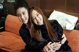19岁大男孩深陷“恋母情结”：没有界限的母爱，终结出恶果图片