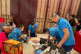 心梗患者唱歌致晕倒？120火速抢救寻回生命跳动图片