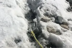 珠峰日记：我终于看到了珠峰金顶(5月4日，珠峰大本营，晴转雪转晴 )图片