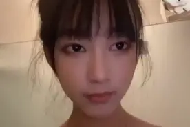 小说：你手往哪放呢？图片