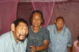 陈秀英近亲嫁表哥，婚后生下三“猴娃”，94岁仍在为几个孩子劳累图片