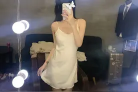 小说：女友小姨以为我眼盲，看不起人，不料隔日就被我收拾老实了图片