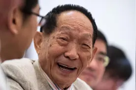 “稻田守望者”袁隆平：91年的逐粮梦，为让国人吃饱饭奋斗一生图片