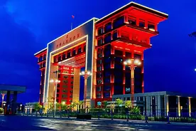 红色国门·百年党史丨中越友谊的纽带——东兴口岸图片