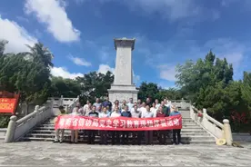 海南省信访局赴红色教育基地开展“学党史、赓续红色基因”现场体验教学暨主题党日活动图片