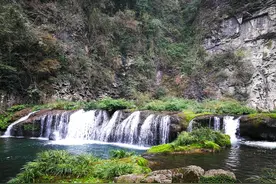 山瀑，流水，鸟鸣，人语，清镇羊皮洞。图片