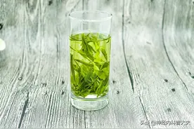 心脑血管疾病能不能喝茶，喝牛奶好还是喝酸奶好？答案在这里图片