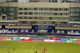 球迷居然在苏州找到了高性价比“球景房”，480元就像在球场包厢里一样看中超图片
