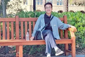 他是河北高考状元，清华为了邀请他登门拜访，当夜就接回了北京！图片